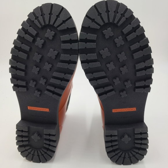 Bernardo Addison Rain Woman Ankle Boots Amber PVC Brown Red Size 10 New in box - Picture 9 of 11